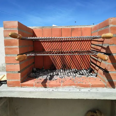 Number 10 House Сasa de vacaciones A dos Cunhados