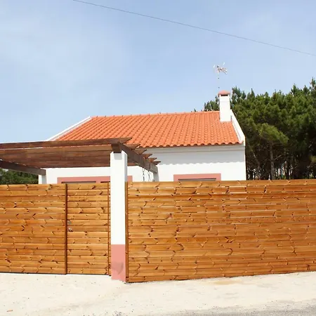 Nyaraló Number 10 House *