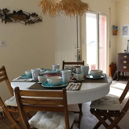 Number 10 House Casa de Férias Aldeia dos Cunhados